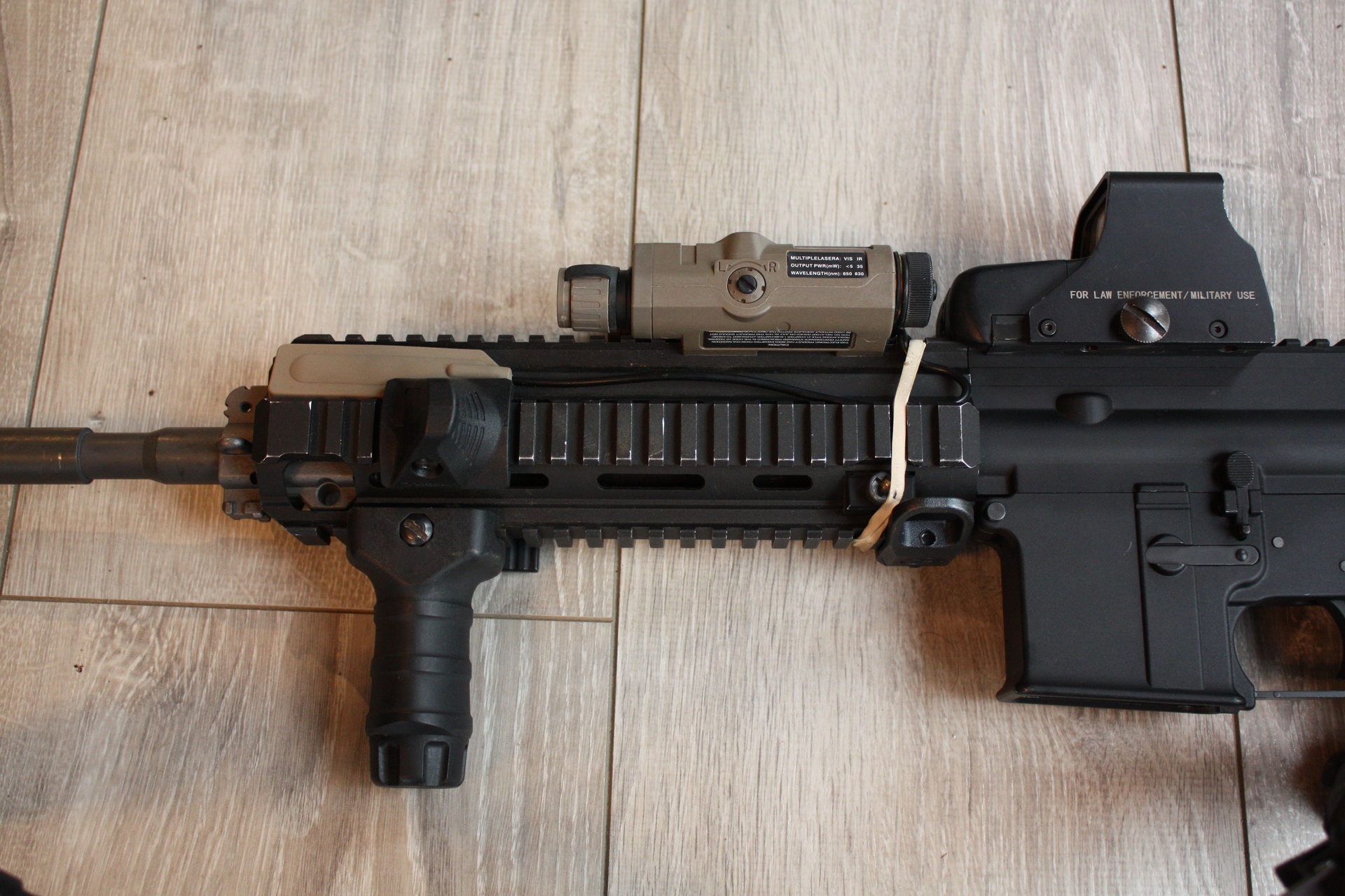 HK416 grip TD + handstop magpul.